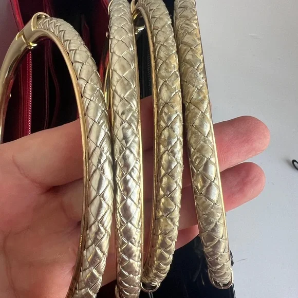 Source Unknown Red and Black Shoulder Bags with Gold Accents - Picture 9 of 16